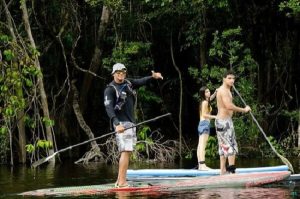 Você sabe o que é o SUP? Essa é uma atividade que vem crescendo cada vez mais na região amazônica. O stand up paddle é um esporte que muitas pessoas vêm conhecendo melhor.